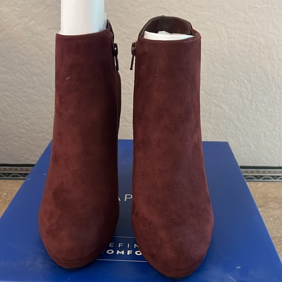 Apt.9 Biennial Ankle Boot - Picture 5 of 9